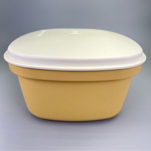 Vintage Tupperware Steam n Store - Picture 1 of 14